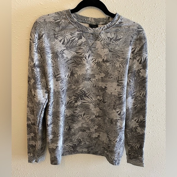 H&M Tops - H&M Gray Print Sweatshirt - Sz M